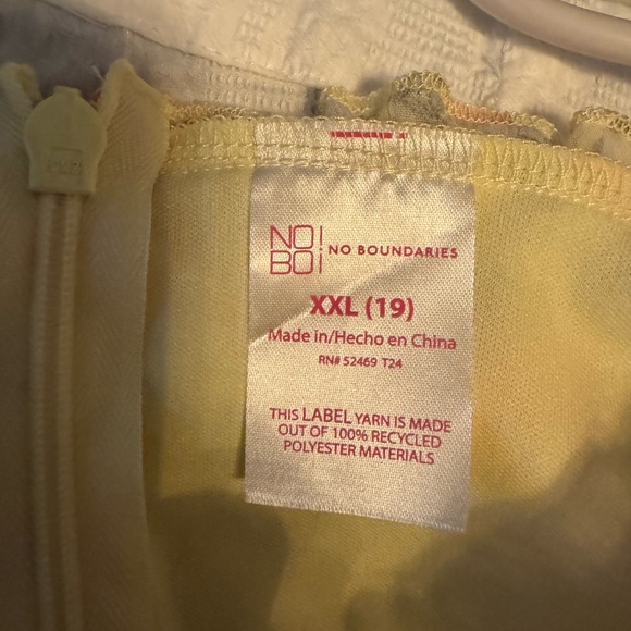 VERY FEMININE WARM CLIMATE DRESS - Picture 6 of 8